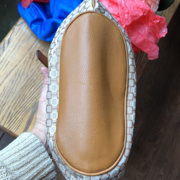 Nine West Neutral Handbag - Picture 10 of 11